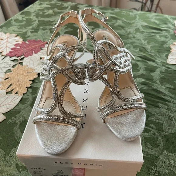 alex marie silver dress shoes Alex Marie Silver Women's for sale
